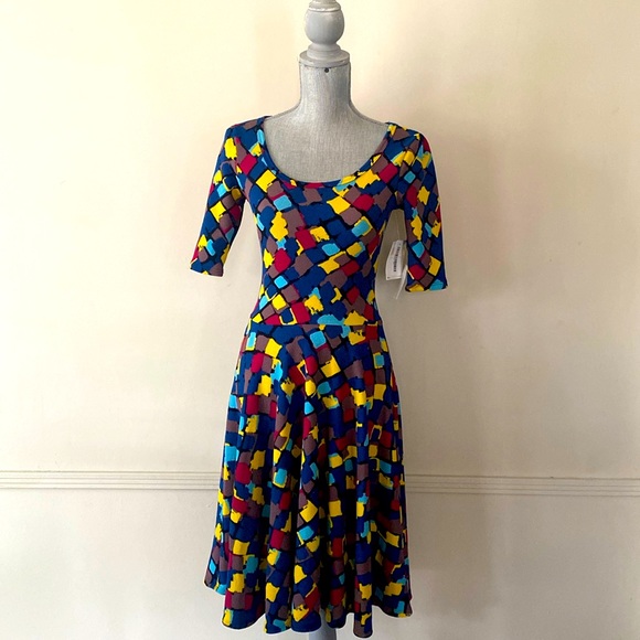 LuLaRoe 💛“NICOLE”💙 FIT-AND-FLIRT MIDI DRESS SIZE EXTRA SMALL 🌟NWT🌟 - Picture 1 of 13